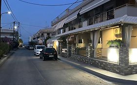 Avra Comfort Rooms - Family